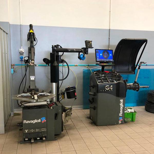 Attrezzature per gommisti